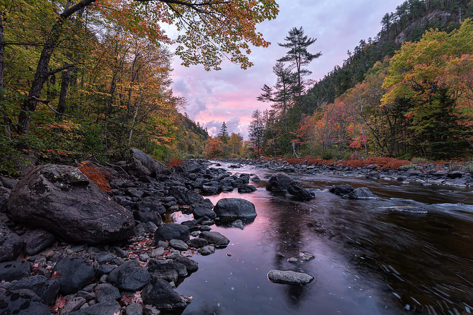Agawa River in the autumn