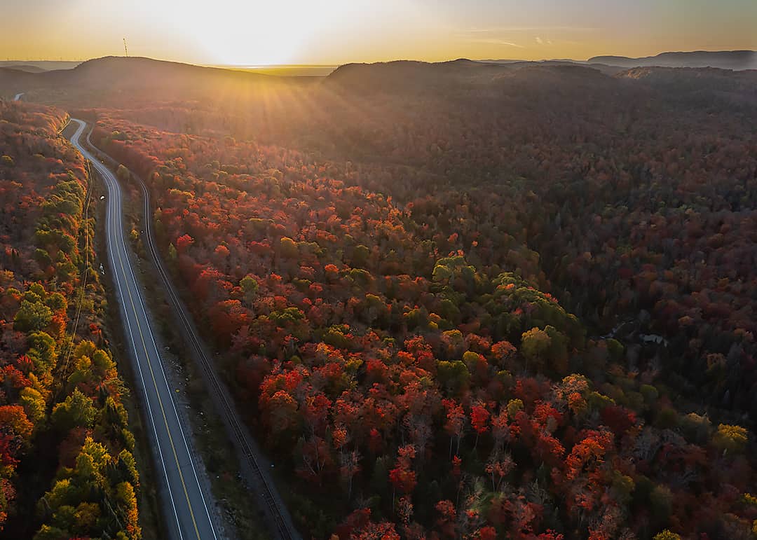 drone photo of peak colour in the Algoma Highlands over Hwy 556