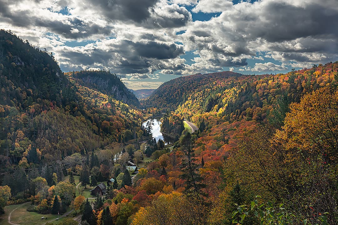 stunning view from a lookout of Agawa Canyon Park in autumn